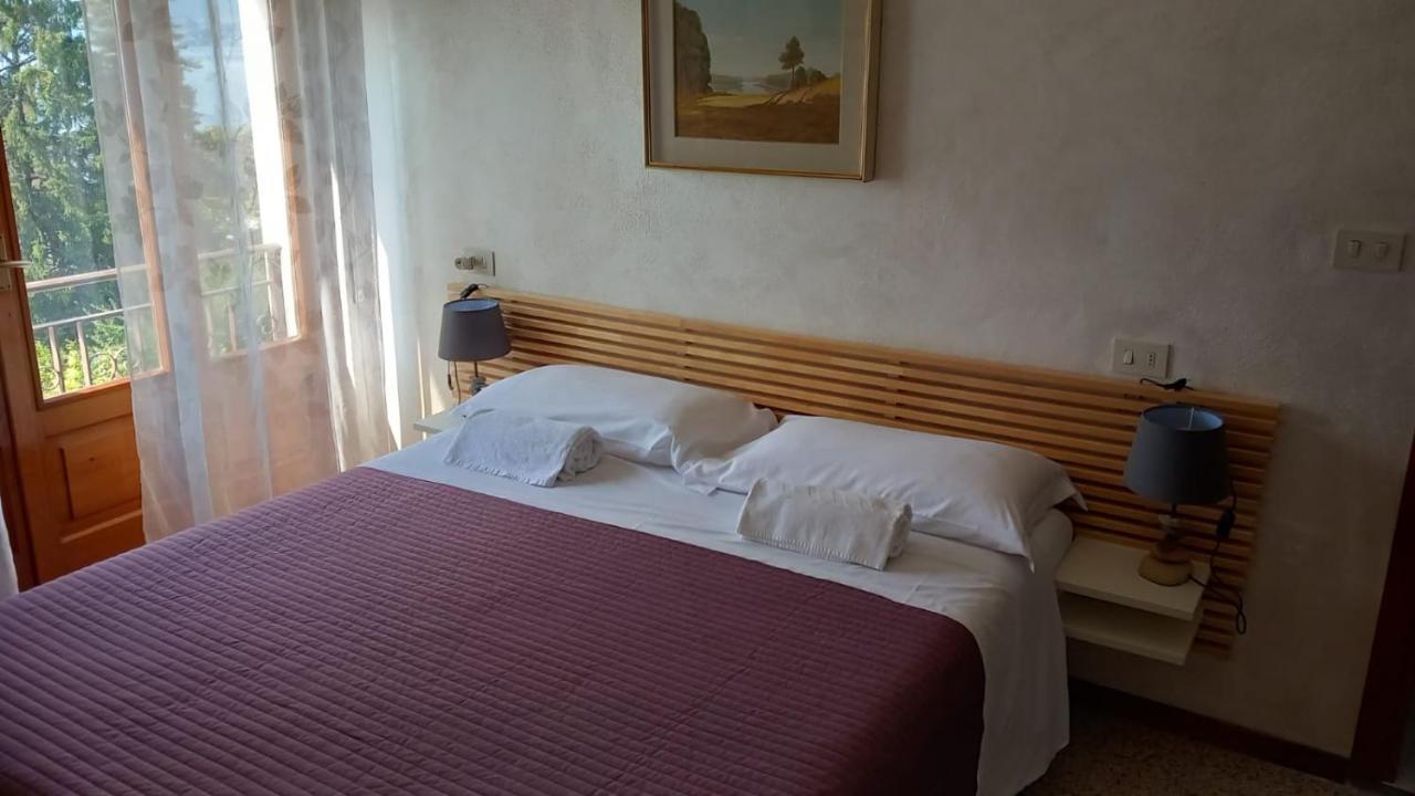 My Holidays - Camere Dei Fiori Gravedona Ngoại thất bức ảnh
