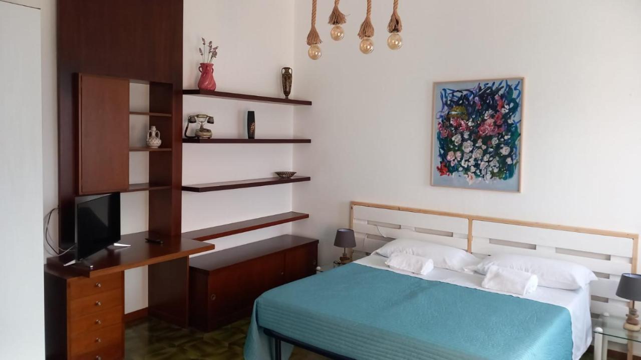 My Holidays - Camere Dei Fiori Gravedona Ngoại thất bức ảnh