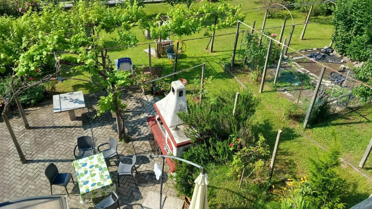 My Holidays - Camere Dei Fiori Gravedona Ngoại thất bức ảnh